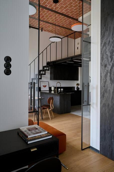 Appartement Loft Industrialny Przy Bulwarze Staromiejskim à Wrocław Extérieur photo
